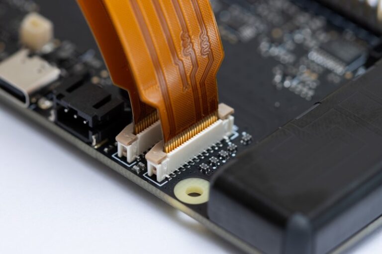 High speed MIPI display and camera ribbon cables plugged into the Tachyon s CSI and DSI connectors