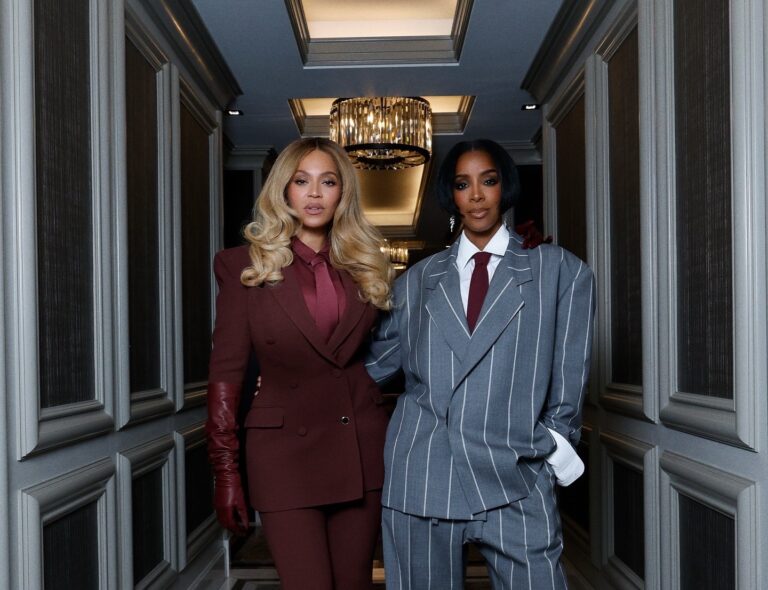 Currently Trending Presidential Boss Lady Suits as Spied on Beyonce in Burgundy Gabriela Heart Kelly Rowland in Fear of GOD and Michelle Obama in Pinstripe Gray Sergio Hudson IMG 1353 copy